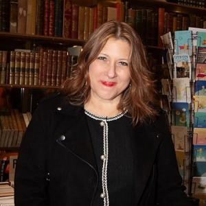 Headshot of Dawn Lohr, author of "Love Beyond: A Mother's Heart, A Son's Courageous Battle."