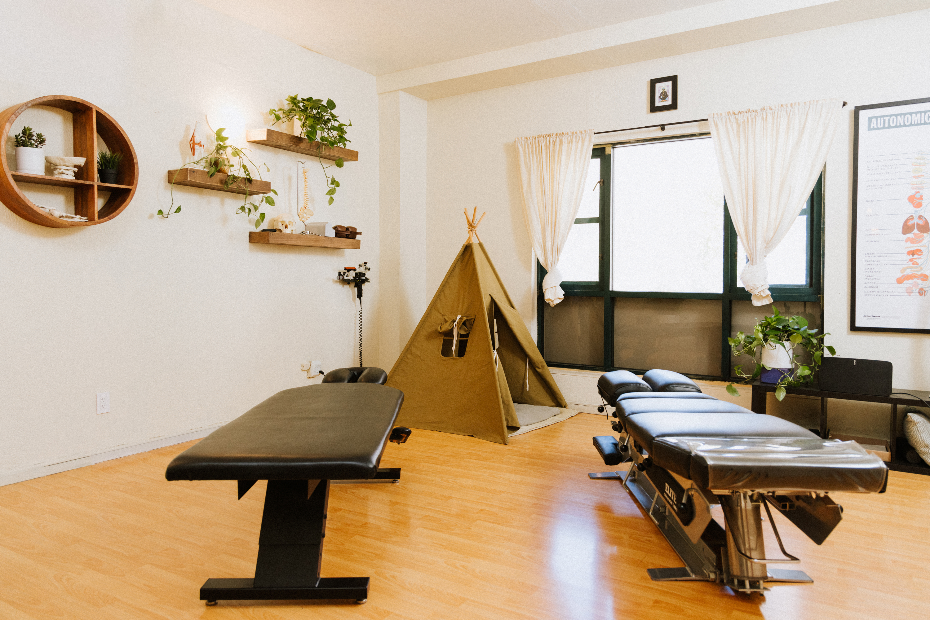 Oakland Accident Care chiropractic clinic office interior specialized for car accident injury treatment and personal injury recovery
