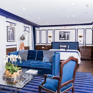 An ode to the Rat Pack era, the Sinatra Suite evokes the spirit of Ol’ Blue Eyes himself.