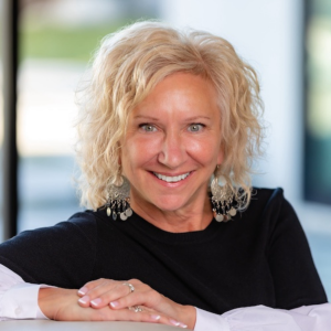 Dr. Gayle Friend, DHS, transformational inner fulfillment coach, at the launch of the Unrestricted Sisterhood Community, a new mentorship initiative for high-achieving women.