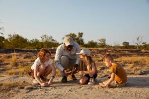 Cheetah Plains Family Safari Guide Tracking