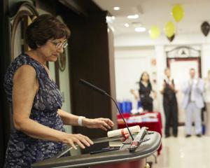 Ms. Adoración Castro Jover, professor of Ecclesiastical State Law, University of the Basque Country, accepts her award.