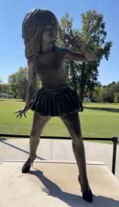 Tina Turner Bronze Statue (Photo Credit: Matt Bjorke). Statue was created by Fred Ajanogha, an artist based out of Atlanta, Georgia.