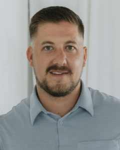 Professional headshot of Craig Brunsdon, the top-ranked mortgage professional in Barrie, Ontario, specializing in private lending and construction financing.