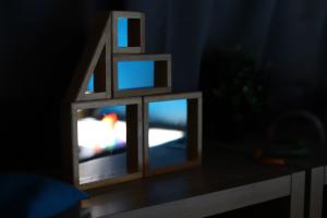 Light reflecting in fun mirrored shapes