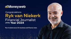 Ryk van Niekerk wins Sanlam Financial Journalist of the Year.