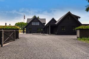 Bæredygtigt Dansk Træhusdesign: Fremtidens Bolig med Komfort & Stil