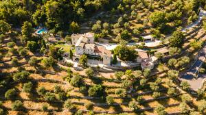 Château Haute Germaine Mountain View