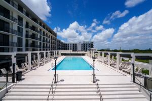 Pool deck