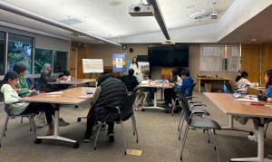Keira Chang Teaches Writing and Publishing to Teens at Los Altos Library