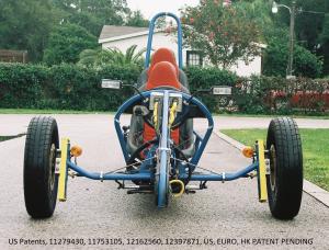Front view of the trike to show its vertical pendulum characteristics.