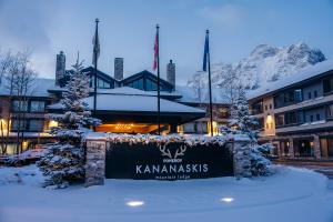 Pomeroy Kananaskis Mountain Lodge Frontis Merry Kananaskis