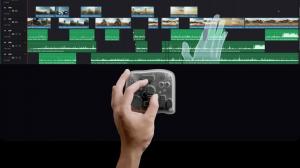 TourBox Shuttle Browse brings the feeling of a trackpad’s inertial swipe to the control knob: turn to accelerate, release to glide. The motion continues with realistic deceleration, allowing editors to “fly” through footage naturally.