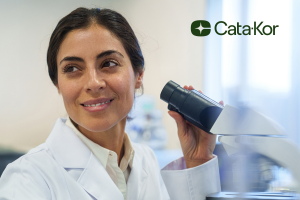 Scientist in laboratory conducting Cata-Kor and KGK Science NAD+ Advanced clinical research.