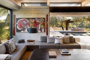 Cheetah Plains Mapogo Living Room