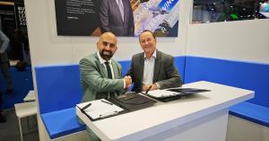 BH Worldwide contract signing with Ontic Aerospace