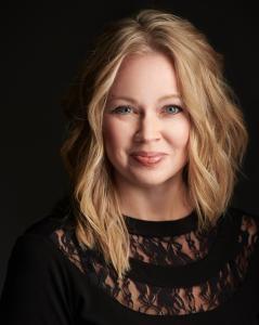 Photo of conductor and composer Heather Sorenson