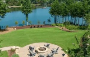 Lake Houses For Sale in North Carolina