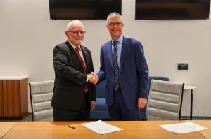 Drake University y Ciudad del Saber firman un acuerdo de affiliacion