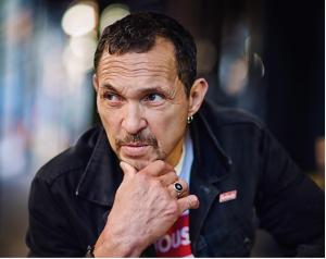 Artist Al Diaz (Photo credit: Joseph Henry)