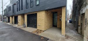 Freshly laid brick wall construction with clean mortar joints in Toronto, ON