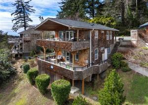  Sunset to Sunset Vacation Rentals -