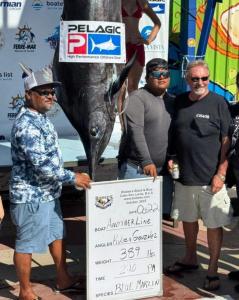 Top Anglers Sportfishing Charters Cabo boat and crew catches blue marlin worth $1.7 million dollars.