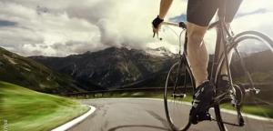 bicycle riding laws in california.