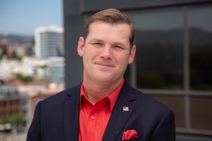 Image of Dr Derek Peterson, Chairman of the Wireless Broadband Alliance