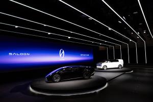 Honda & Smartstage work together to deliver EV prototype lineup at CES atop hard-to-find, locally-sourced revolving vehicle stage rentals