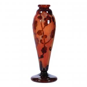 Charles Schneider French cameo art glass vase signed Le Verre Français in the Grapevine design, orange and yellow mottled ground with lavender cameo cutback overlay. Estimate: $1,000-$1,750.