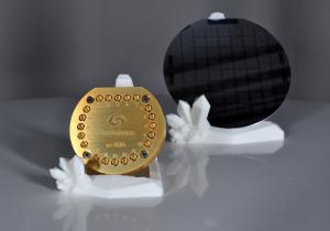 Superconducting Qubit Device in the Box20 Packaging