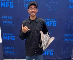 2nd place winner Walter Joaquin from Leilehua High School