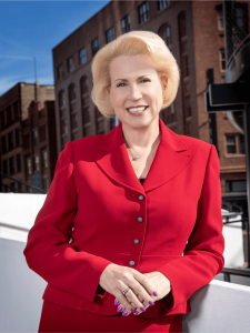 Professional photo of Milwaukee personal injury lawyer Ann Jacobs of Jacobs Injury Law