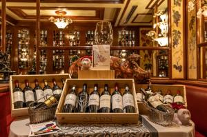 Restaurante para festejar cumpleaños en Polanco con cata de vinos tintos en Au Pied de Cochon durante el Día Mundial del Vino Tinto.