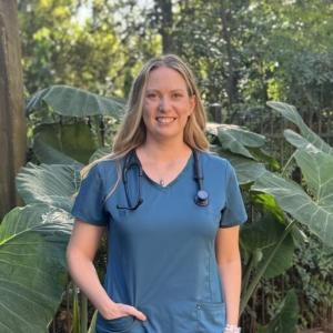 Dr. Kelsey Jones, at her practice of in home pet euthanasia in Conroe, TX and surrounding areas.