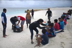 Marine Learning Program for Local Island Children_Maldives
