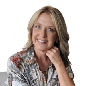 Janelle Grove Headshot