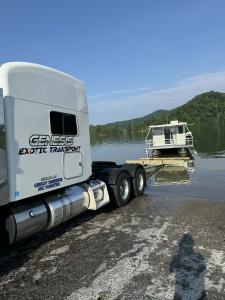 Best Houseboat Transport Company