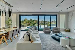 Euro Easy Slide views from the inside out