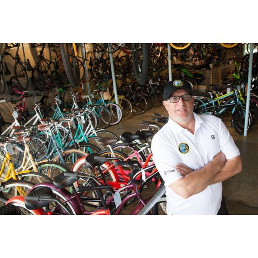 Andrew Smith, Owner of the Bike Shop Santa Monica, Wins Best of Los Angeles Award “Best Bike